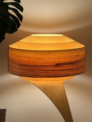 Lampa drewniana Atlas LampyLas 18