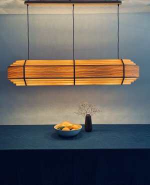  pic 1 LampyLas Aurora Long whole on table 2